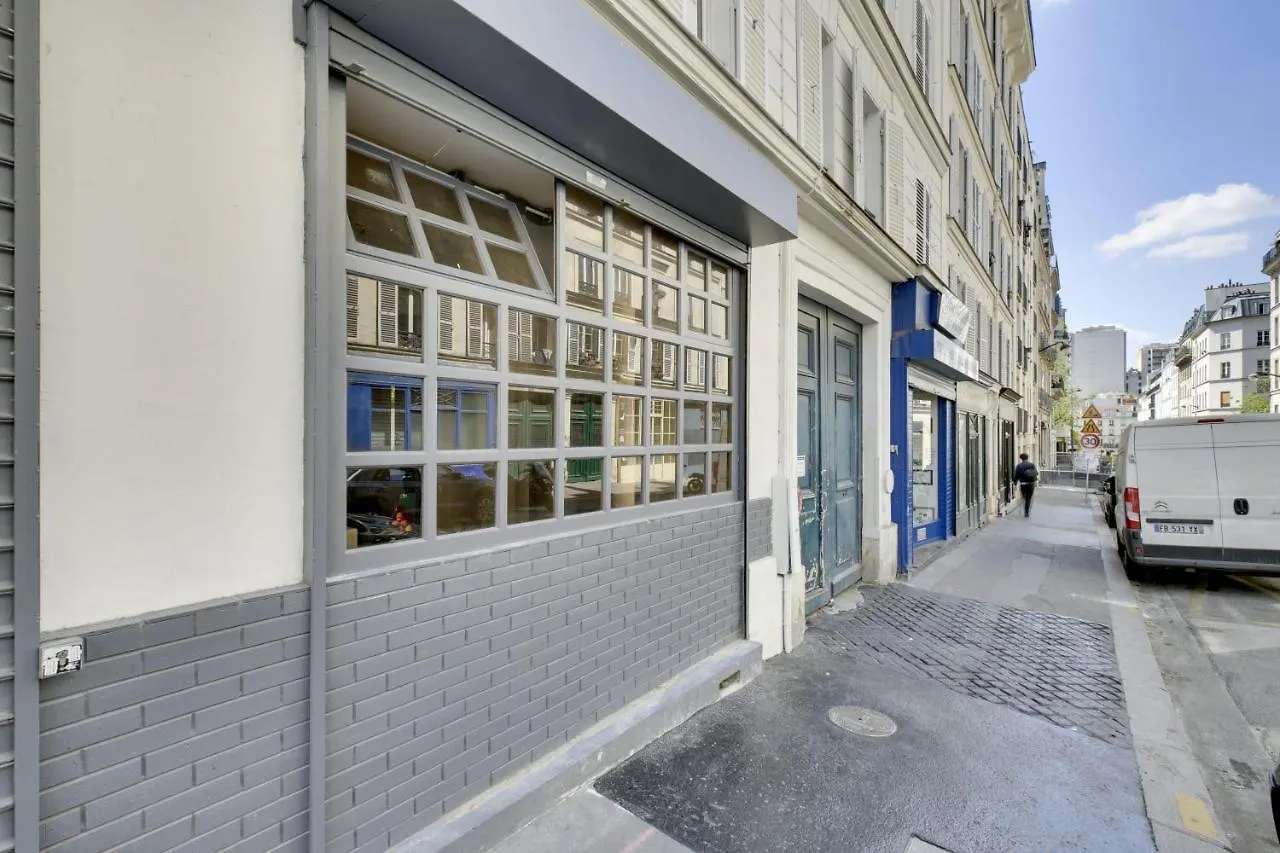 Appartement Bright Charming Modern Studio By Dreamy Canal St Martin 10Eme Metro Goncourt à Paris
