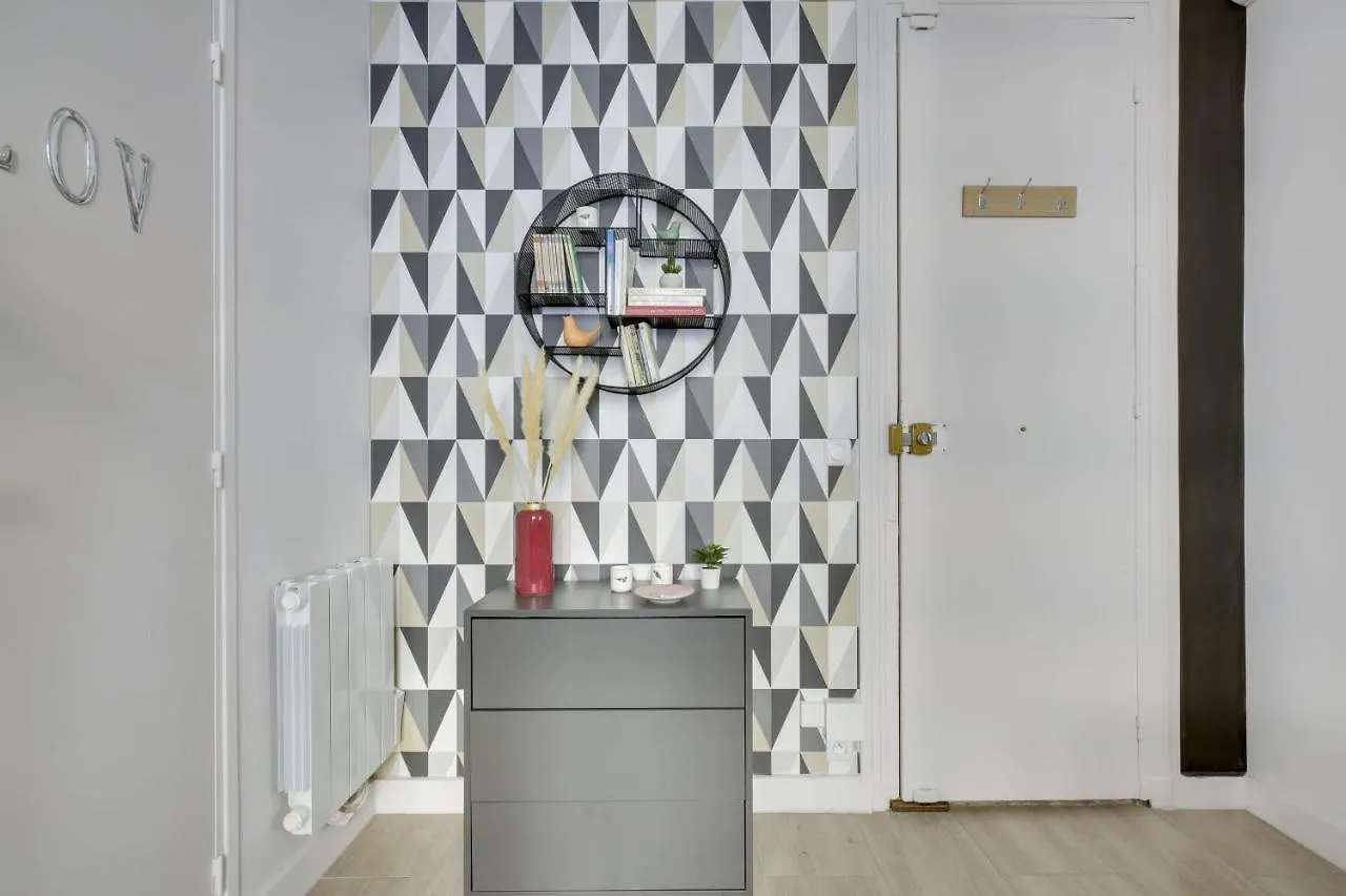 Appartement Bright Charming Modern Studio By Dreamy Canal St Martin 10Eme Metro Goncourt à Paris